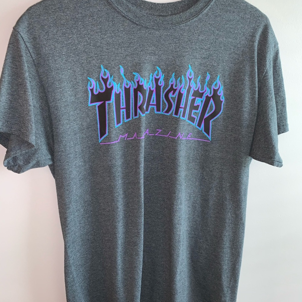 Comfy grey Trasher T-shirt
